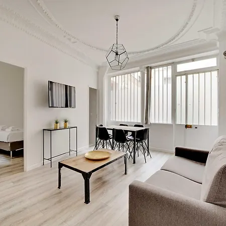 Magnificent - 2br 6p - Rochechouart *